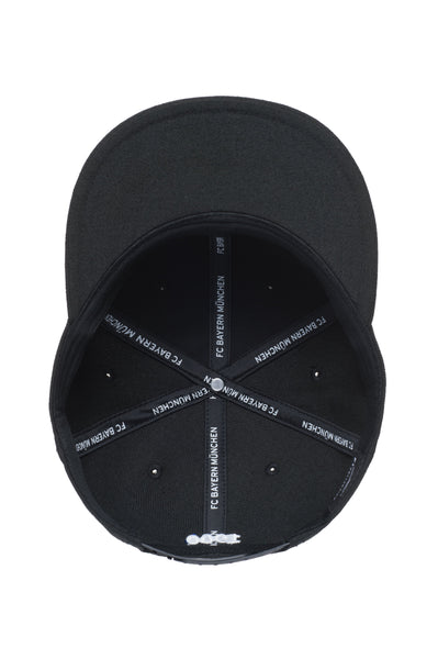 Interior view of Bayern Munich Hit Snapback Hat with black branded seams.