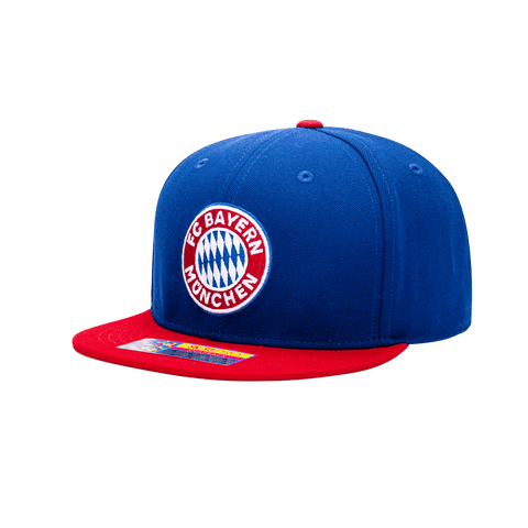 Side view of the Bayern Munich Team Snapback with high crown, flat peak, and snapback closure, in Lt Royal/Red