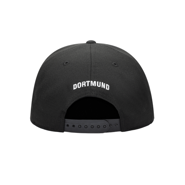 Back view of black Borussia Dortmund Hit Snapback with "Dortmund" embroidered on the back.