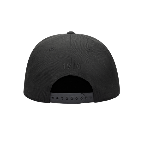 Back view of the Club America Dusk Snapback Hat in Black with "1916" embroidered at the back.