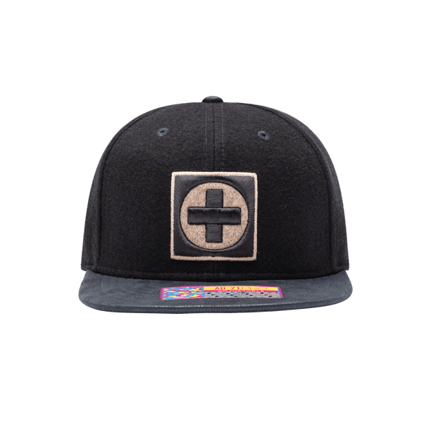 Cruz Azul Prep Snapback Hat with structured high 6-panel crown in melton wool, flat peak PU leather brim, front embroidered wool backed applique patch with merrowed edges, back embroidered club name, in navy.