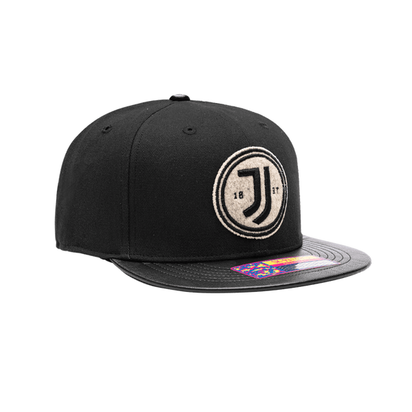 Juventus Swatch Snapback with high crown, flat peak brim, and snapback closure, in Black