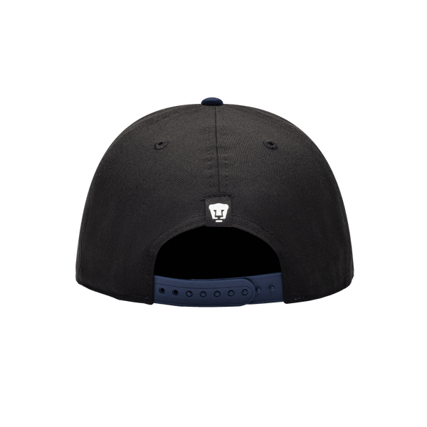 Back view of Pumas Team Snapback with black snap buckle
