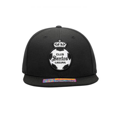Front view of the Santos Laguna Hit Snapback in black, with high crown and flat peak.